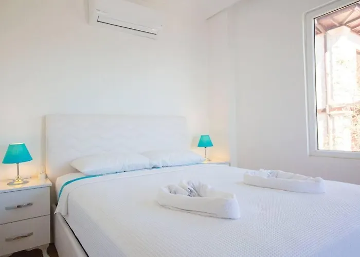 Mehtap / Kalkan Merkez 3*